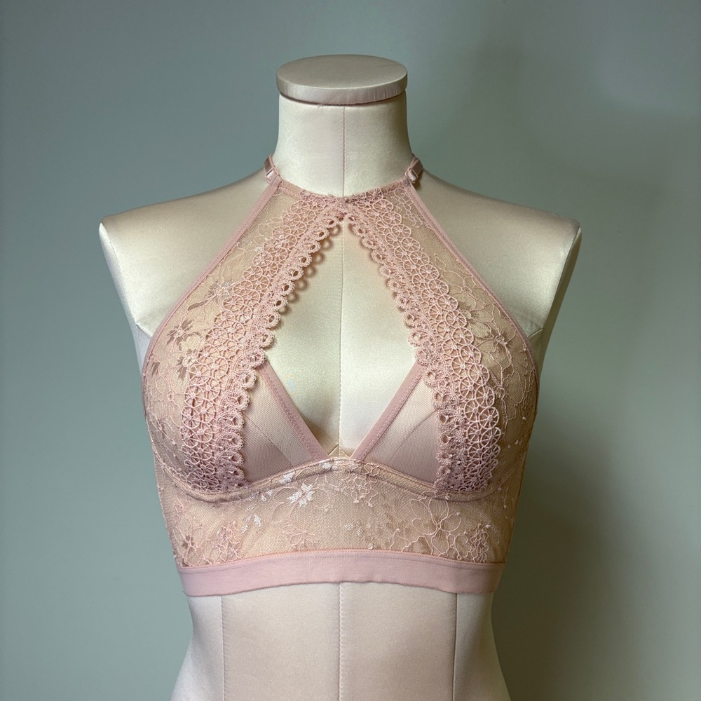 Victoria's Secret Lace Key-Hole Halter Bralette - Blush Pink